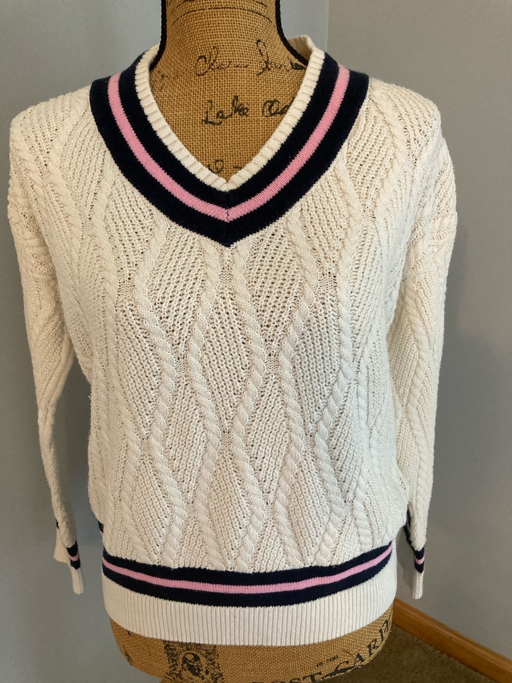 Nicole Miller Cream Cable-Knit V-Neck Sweater with Navy & Pink Trim